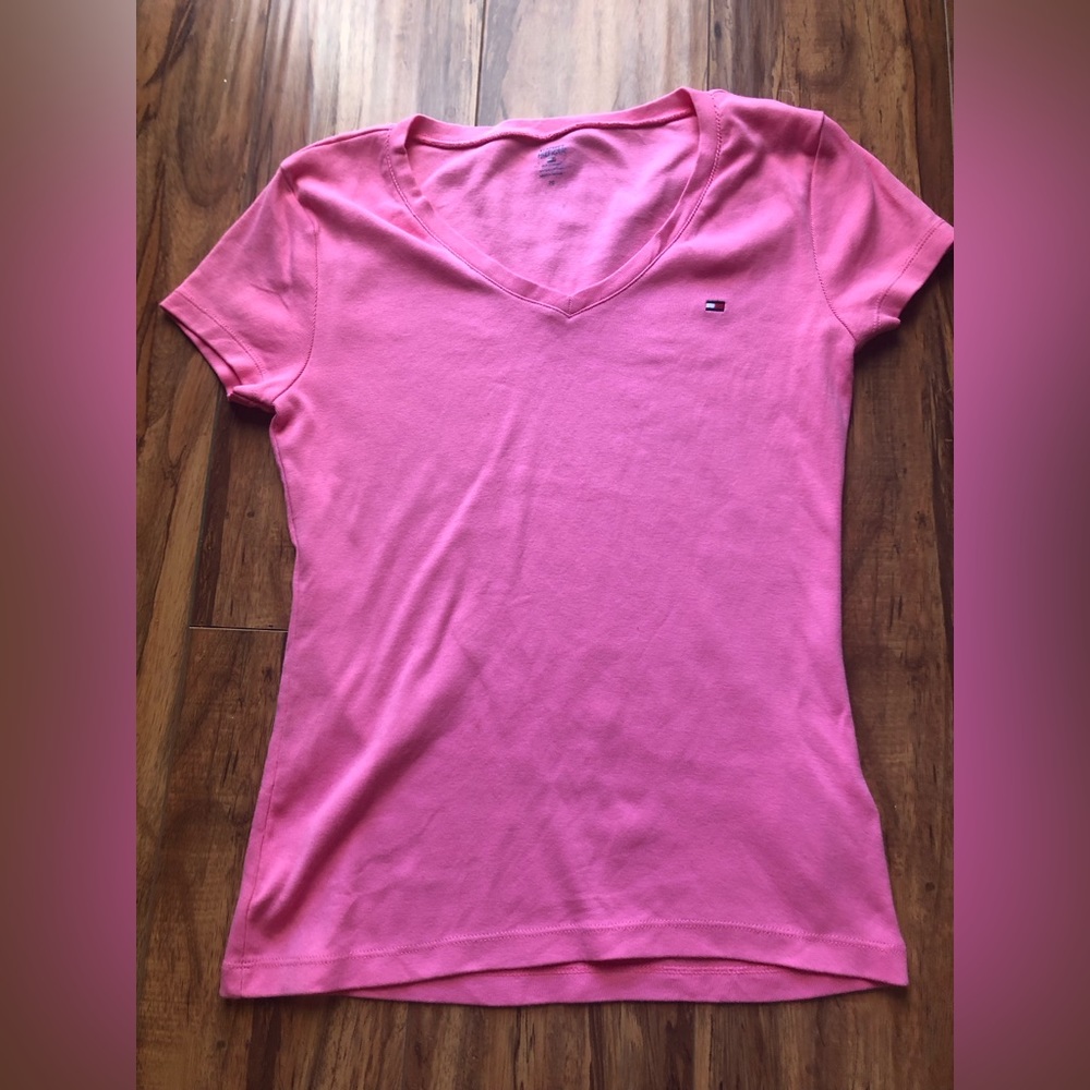 90s Vintage Tommy Hilfiger Pink V-neck Shirt